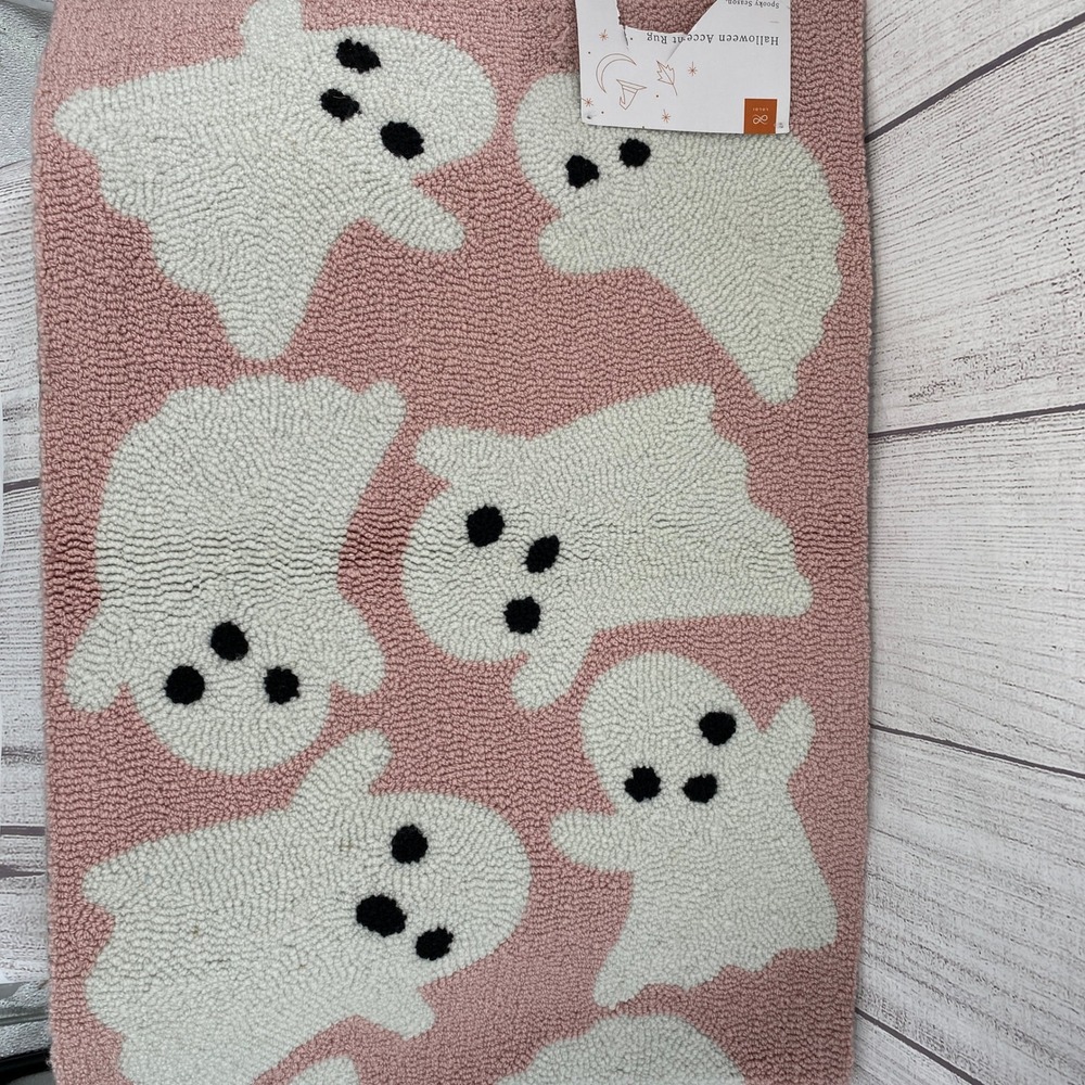 Loloi Halloween Accent Rug 20x60 Pink White Ghost Hooked Spooky Whimsical Cute